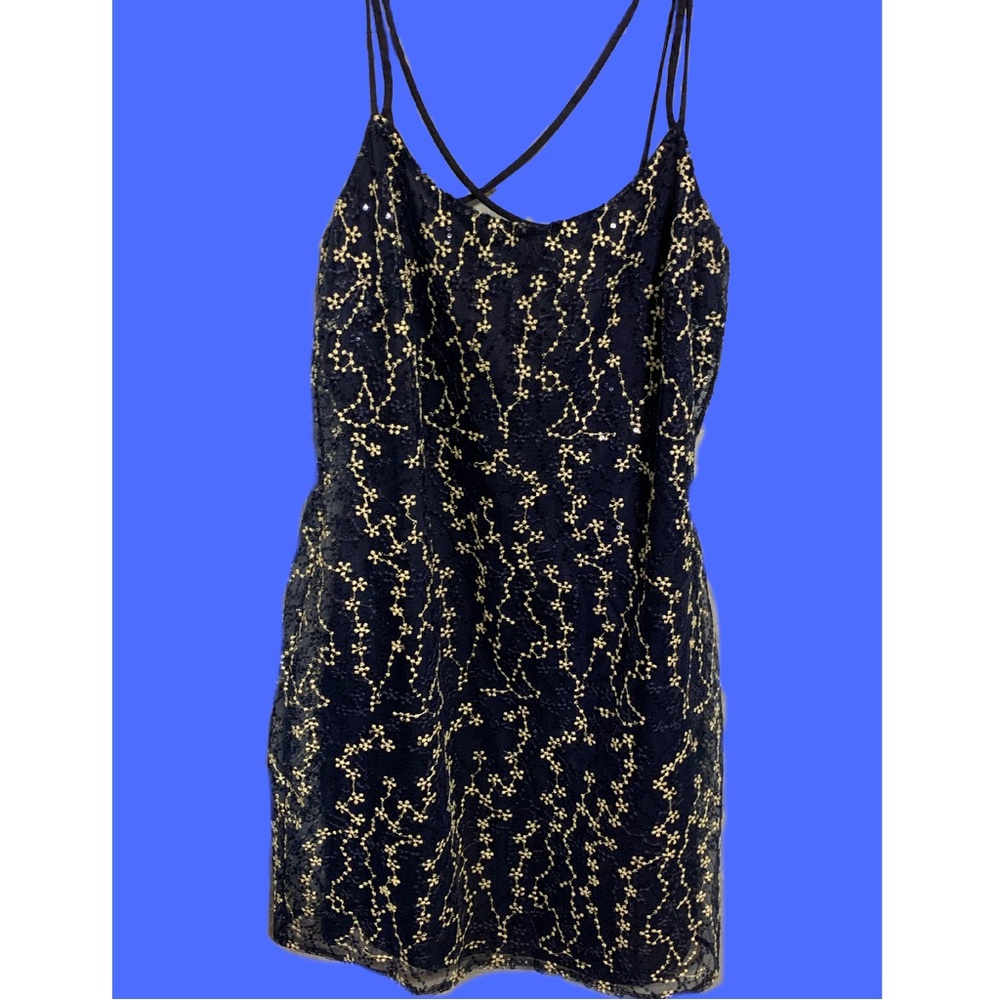 Bebe navy blue mini cocktail dress, embroidered tulle lace, spaghetti straps.EUC